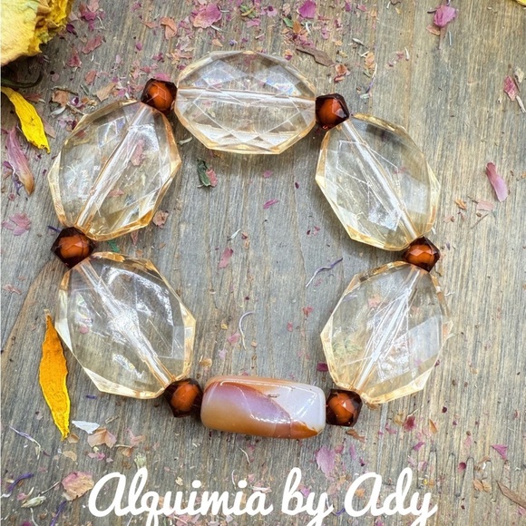 Acrylic and carnelian bracelet cuff bangle statement - Picture 1 of 1